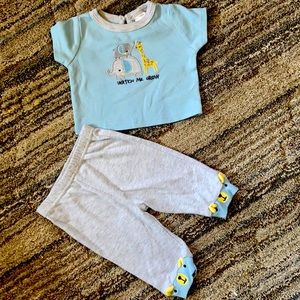 Little beginnings infant set
